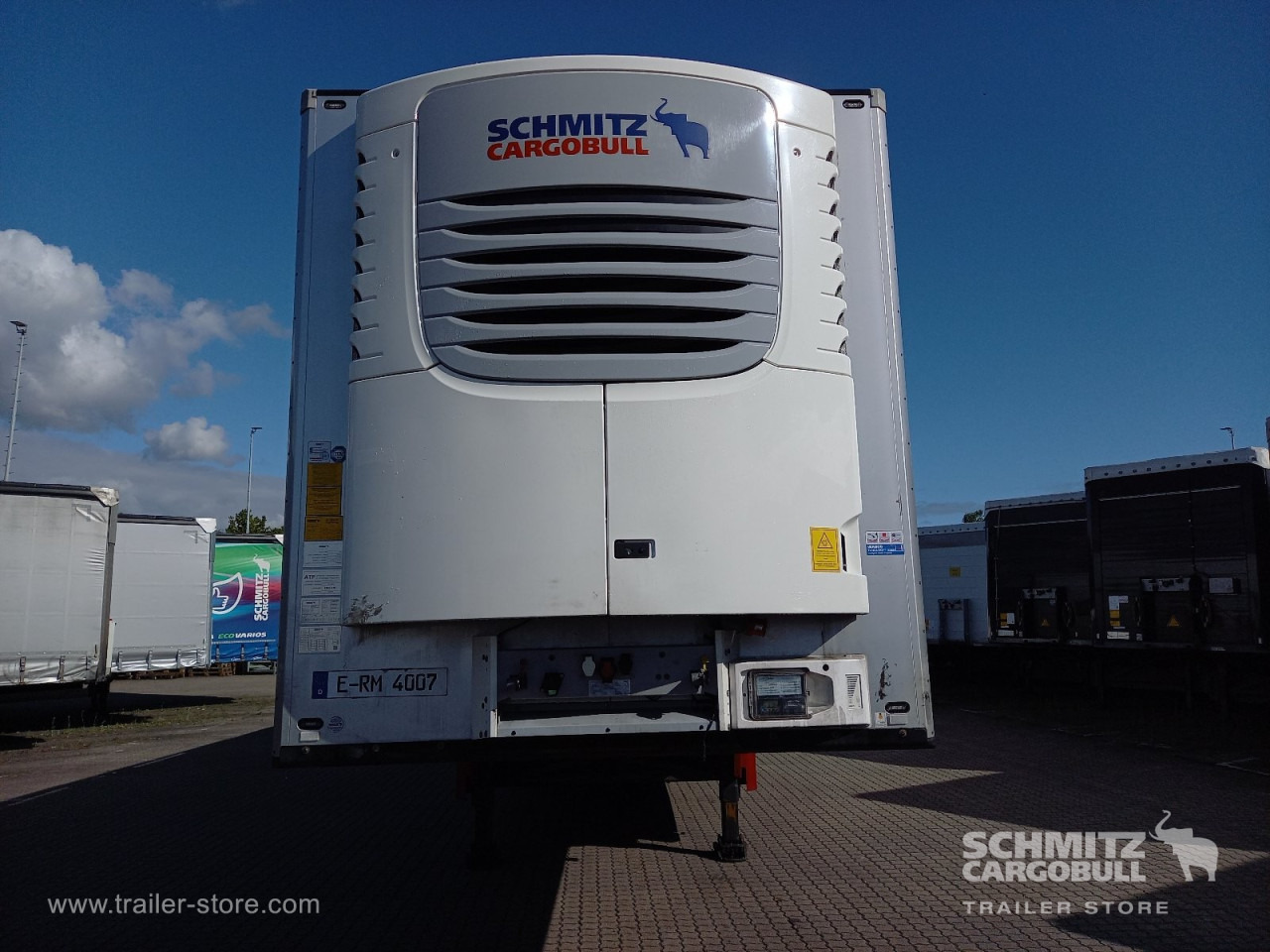 SCHMITZ Auflieger Tiefkühler Multitemp - Semi-remorque isothermique: photos 3 SCHMITZ Auflieger Tiefkühler Multitemp - Semi-remorque isothermique: photos 3