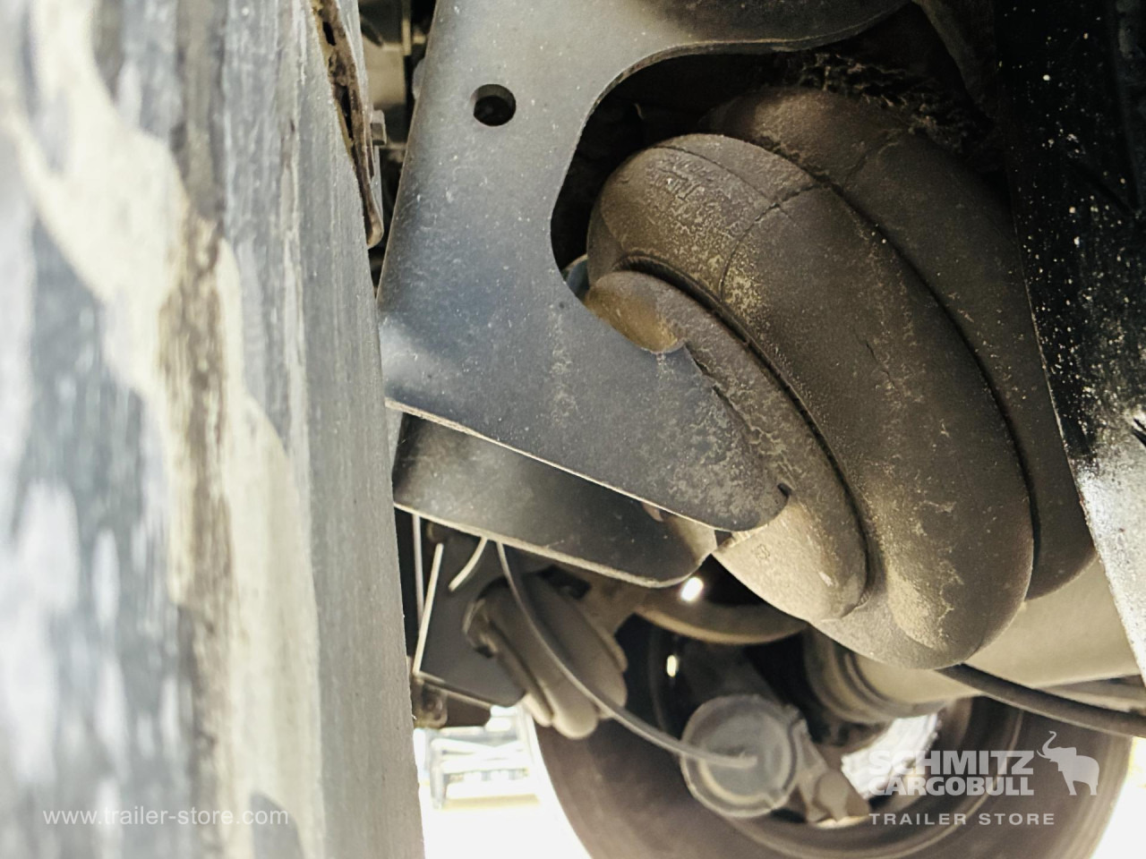 SCHMITZ Auflieger Tiefkühler Multitemp Double deck - Semi-remorque isothermique: photos 2 SCHMITZ Auflieger Tiefkühler Multitemp Double deck - Semi-remorque isothermique: photos 2