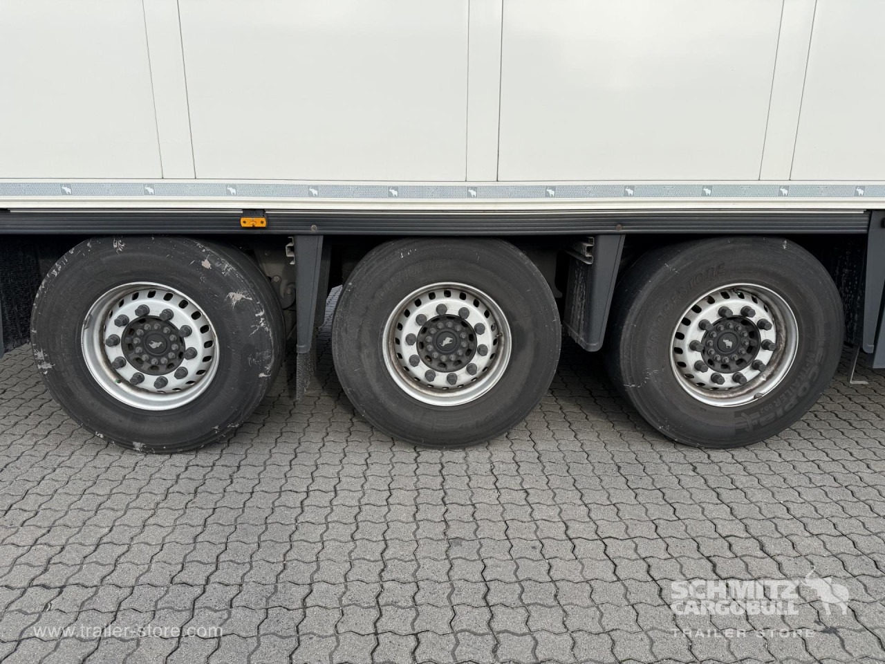 SCHMITZ Auflieger Tiefkühler Standard Double deck - Semi-remorque isothermique: photos 3 SCHMITZ Auflieger Tiefkühler Standard Double deck - Semi-remorque isothermique: photos 3