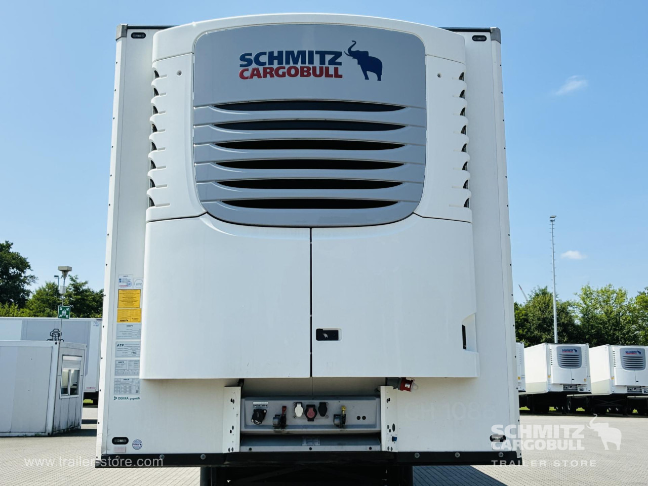 SCHMITZ Auflieger Tiefkühler Standard Double deck - Semi-remorque isothermique: photos 2 SCHMITZ Auflieger Tiefkühler Standard Double deck - Semi-remorque isothermique: photos 2