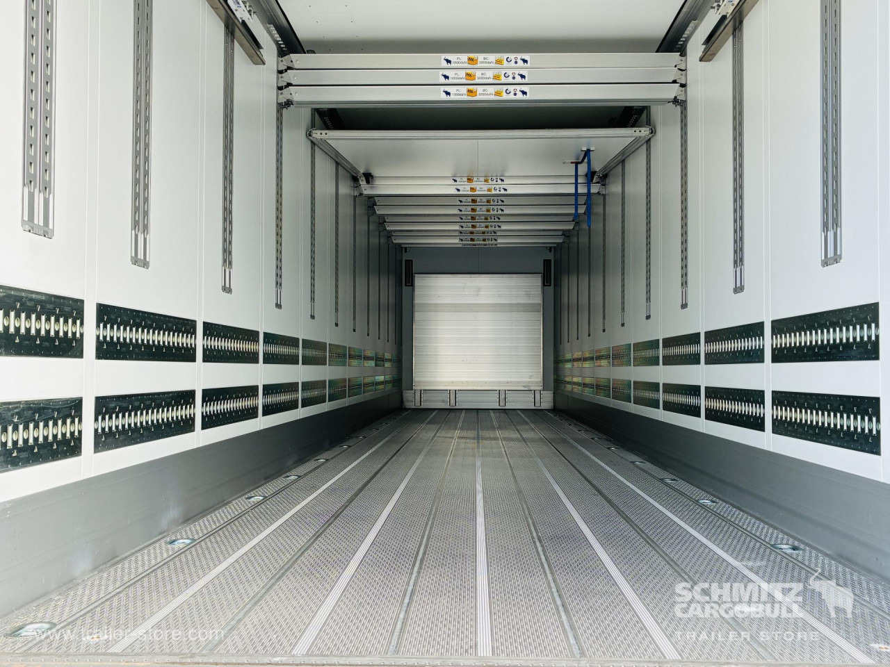 Semi-remorque isothermique neuf SCHMITZ Auflieger Tiefkühler Standard Double deck: photos 9 Semi-remorque isothermique neuf SCHMITZ Auflieger Tiefkühler Standard Double deck: photos 9