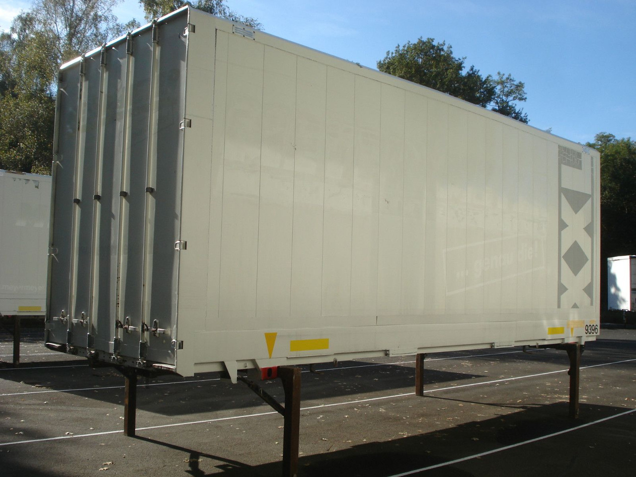 Krone WK 7,7 STG Kleider Textil Jumbo C 7,82 - Remorque fourgon: photos 3 Krone WK 7,7 STG Kleider Textil Jumbo C 7,82 - Remorque fourgon: photos 3