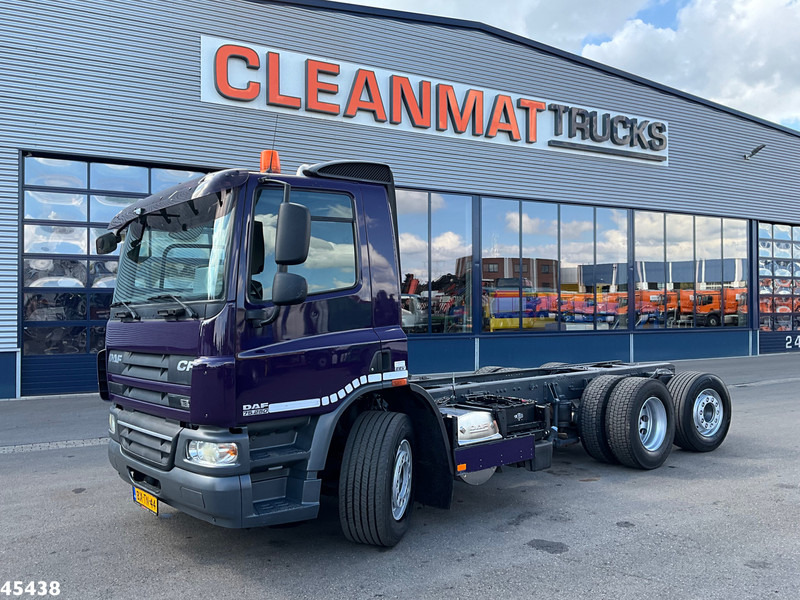 DAF FAN 75 CF 250 Chassis cabine with PTO Just 143.864 km! - Châssis cabine: photos 1 DAF FAN 75 CF 250 Chassis cabine with PTO Just 143.864 km! - Châssis cabine: photos 1