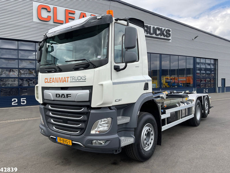 DAF FAN CF 450 Hyvalift 20 Ton haakarmsysteem Unused! - Camion ampliroll: photos 2 DAF FAN CF 450 Hyvalift 20 Ton haakarmsysteem Unused! - Camion ampliroll: photos 2