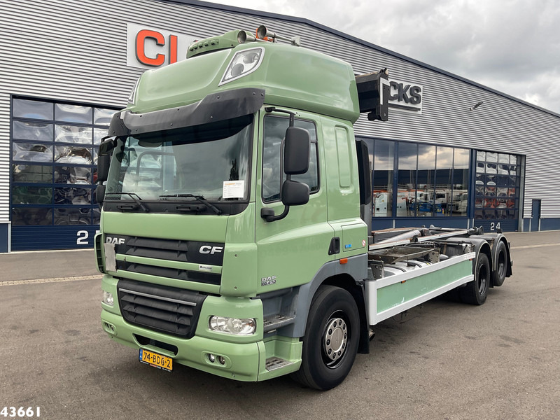 DAF FAS 85 CF 410 VDL 21 Ton haakarmsysteem - Camion ampliroll: photos 2 DAF FAS 85 CF 410 VDL 21 Ton haakarmsysteem - Camion ampliroll: photos 2