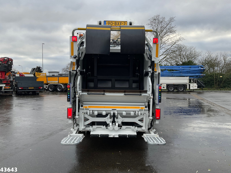 FUSO Canter 9C18 Geesink 7m³ - Benne à ordures ménagères: photos 4 FUSO Canter 9C18 Geesink 7m³ - Benne à ordures ménagères: photos 4