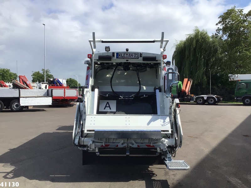 FUSO Canter 9C18 Zoeller 7m3 - Benne à ordures ménagères: photos 3 FUSO Canter 9C18 Zoeller 7m3 - Benne à ordures ménagères: photos 3