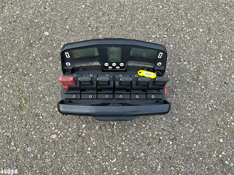 Ginaf C 3128 NF Euro 6 Hiab 21 Tonmeter laadkraan Just 106.936 Km! — crédit-bail Ginaf C 3128 NF Euro 6 Hiab 21 Tonmeter laadkraan Just 106.936 Km!: photos 12