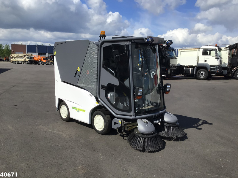 Green machine GM500H2 Hydrogen Waterstof Sweeper - Balayeuse de voirie: photos 5 Green machine GM500H2 Hydrogen Waterstof Sweeper - Balayeuse de voirie: photos 5