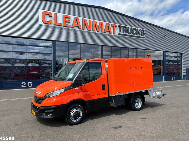 Iveco Daily 35C14 Euro 6 ROM Toilet servicewagen - Camion vidangeur: photos 2 Iveco Daily 35C14 Euro 6 ROM Toilet servicewagen - Camion vidangeur: photos 2