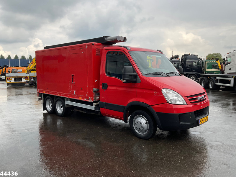 Iveco Daily 40C18 + Veldhuizen oplegger ROM Hogedrukinstallatie - Camion vidangeur: photos 3 Iveco Daily 40C18 + Veldhuizen oplegger ROM Hogedrukinstallatie - Camion vidangeur: photos 3