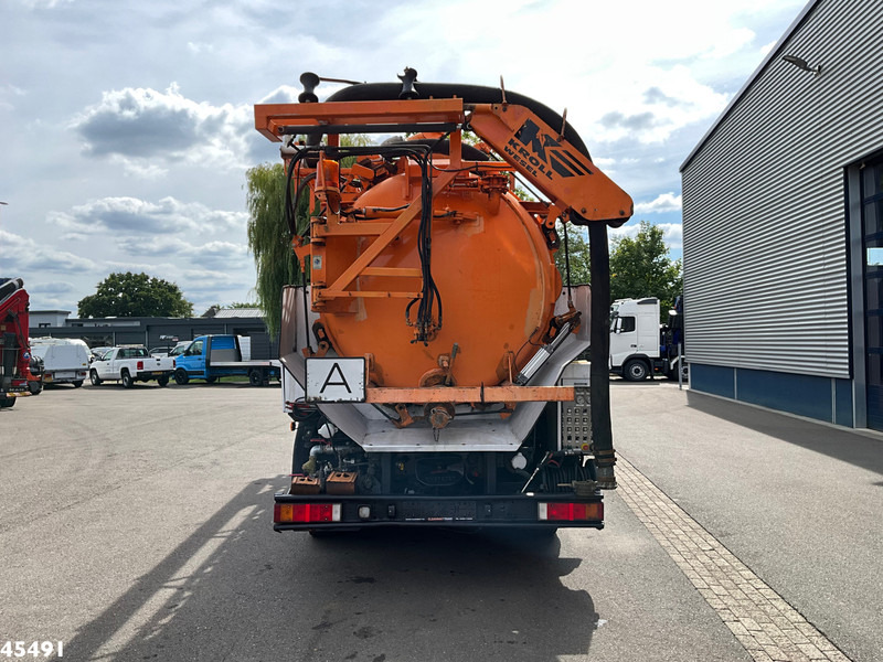 MAN 26.400 Kroll 14.5m³ kolkenzuiger Euro 2 Manual Gearbox - Camion vidangeur: photos 4 MAN 26.400 Kroll 14.5m³ kolkenzuiger Euro 2 Manual Gearbox - Camion vidangeur: photos 4