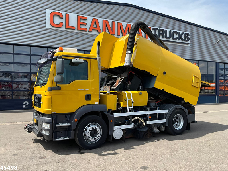 MAN TGM 18.290 4x2 Johnston Beam VT 800 Left and right sweeper - Balayeuse de voirie: photos 2 MAN TGM 18.290 4x2 Johnston Beam VT 800 Left and right sweeper - Balayeuse de voirie: photos 2