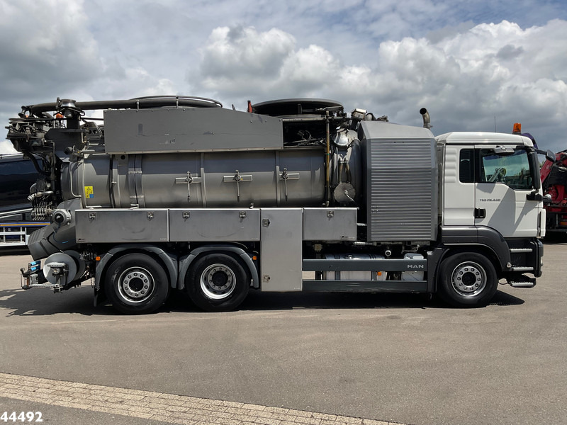 MAN TGS 28.440 FFG Flensburger 12,5m³ Saug/Spul combi Waterrecycling - Camion vidangeur: photos 5 MAN TGS 28.440 FFG Flensburger 12,5m³ Saug/Spul combi Waterrecycling - Camion vidangeur: photos 5