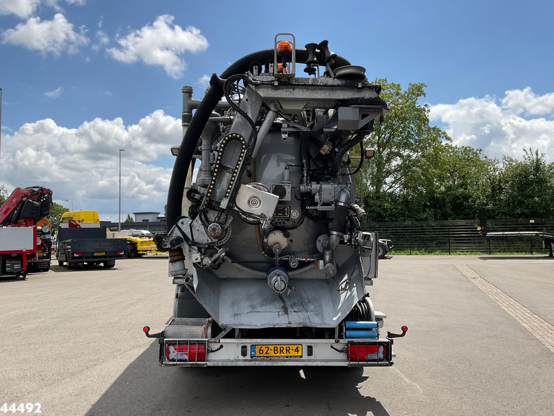 MAN TGS 28.440 FFG Flensburger 12,5m³ Saug/Spul combi Waterrecycling - Camion vidangeur: photos 3 MAN TGS 28.440 FFG Flensburger 12,5m³ Saug/Spul combi Waterrecycling - Camion vidangeur: photos 3