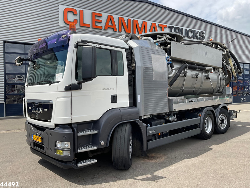 MAN TGS 28.440 FFG Flensburger 12,5m³ Saug/Spul combi Waterrecycling - Camion vidangeur: photos 2 MAN TGS 28.440 FFG Flensburger 12,5m³ Saug/Spul combi Waterrecycling - Camion vidangeur: photos 2