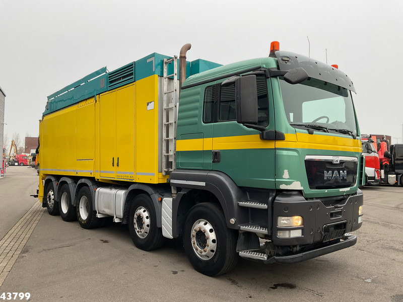 MAN TGS 35.480 10x4 RSP Tridem Saugbagger 10m³ - Camion vidangeur: photos 5 MAN TGS 35.480 10x4 RSP Tridem Saugbagger 10m³ - Camion vidangeur: photos 5