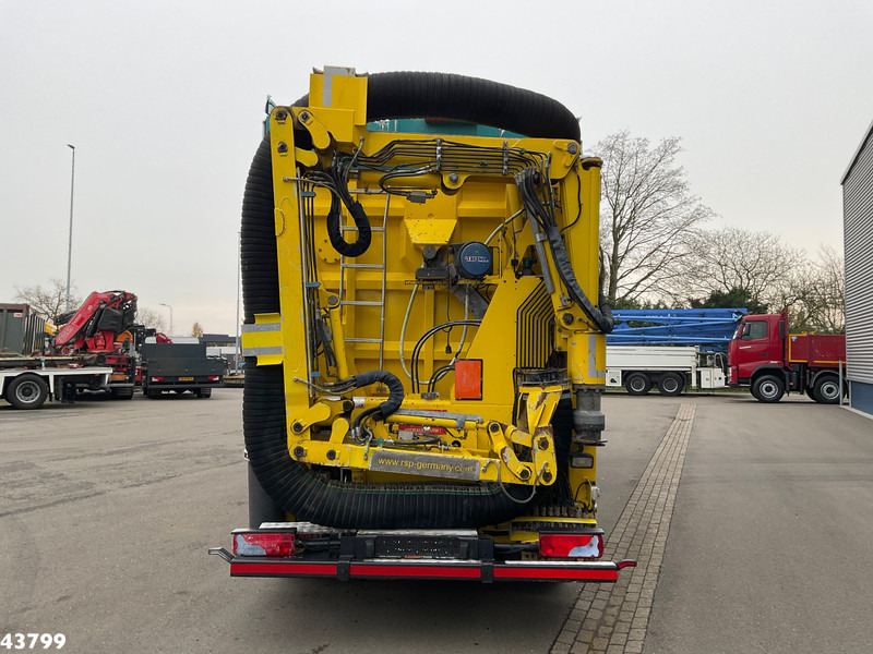 MAN TGS 35.480 10x4 RSP Tridem Saugbagger 10m³ - Camion vidangeur: photos 3 MAN TGS 35.480 10x4 RSP Tridem Saugbagger 10m³ - Camion vidangeur: photos 3