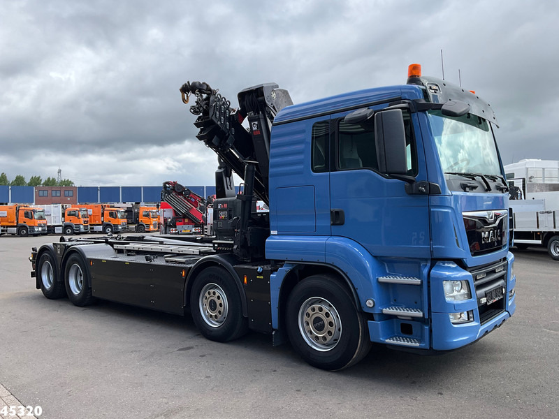 MAN TGS 35.500 8x4 Euro 6 Hiab 30 Tonmeter laadkraan Just 164.946 km! - Camion ampliroll, Camion grue: photos 5 MAN TGS 35.500 8x4 Euro 6 Hiab 30 Tonmeter laadkraan Just 164.946 km! - Camion ampliroll, Camion grue: photos 5