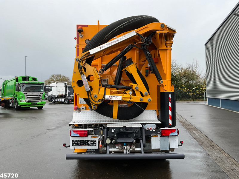 MAN TGS 35.500 8x4 Euro 6 MTS Saugbagger Just 40.559 km! - Camion vidangeur: photos 3 MAN TGS 35.500 8x4 Euro 6 MTS Saugbagger Just 40.559 km! - Camion vidangeur: photos 3