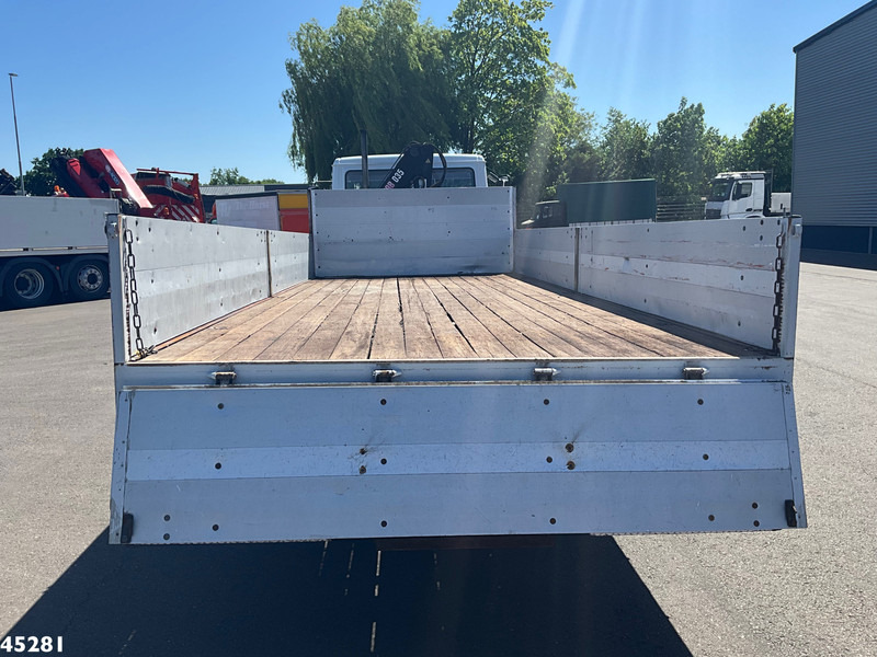 Mercedes-Benz 814 Manual Full steel Hiab 4 Tonmeter laadkraan - Camion grue: photos 4 Mercedes-Benz 814 Manual Full steel Hiab 4 Tonmeter laadkraan - Camion grue: photos 4