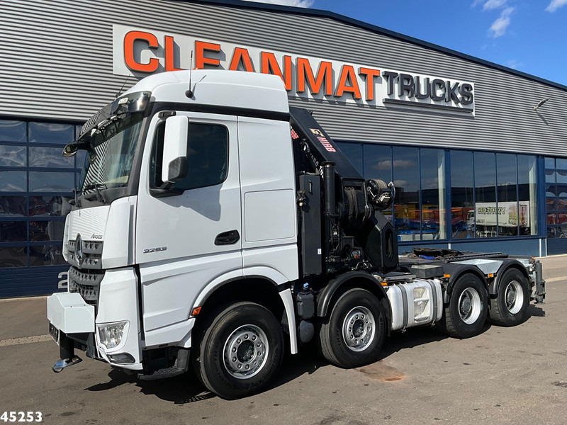 Mercedes-Benz Arocs 3253 8x4 Hiab 105 Tonmeter laadkraan - Camion grue: photos 3 Mercedes-Benz Arocs 3253 8x4 Hiab 105 Tonmeter laadkraan - Camion grue: photos 3