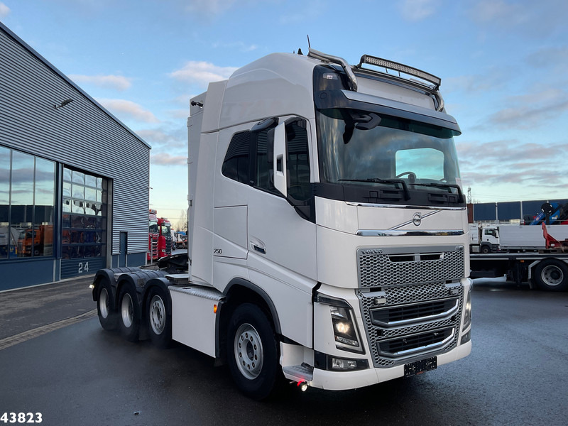 Volvo FH 16.750 8x4 Euro 6 Tridem Hydrauliek - Tracteur routier: photos 3 Volvo FH 16.750 8x4 Euro 6 Tridem Hydrauliek - Tracteur routier: photos 3