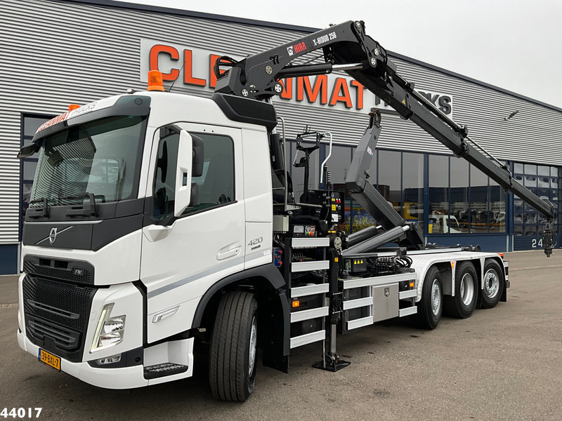 Volvo FM 420 8x2 Hiab 25 Tonmeter laadkraan + Welvaarts weighing system - Camion ampliroll, Camion grue: photos 1 Volvo FM 420 8x2 Hiab 25 Tonmeter laadkraan + Welvaarts weighing system - Camion ampliroll, Camion grue: photos 1