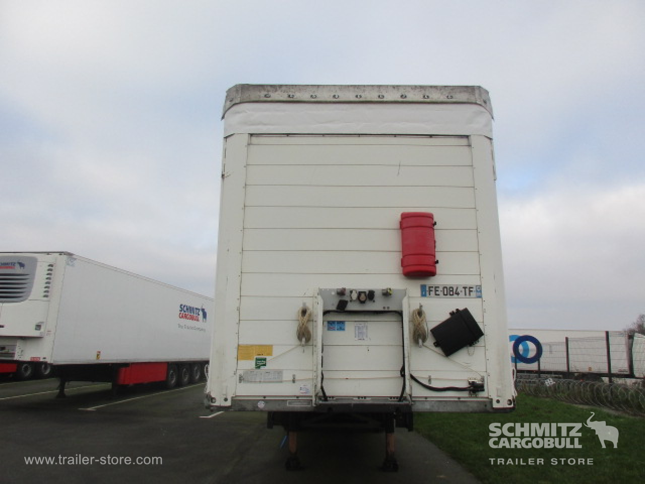 SCHMITZ Curtainsider Standard Taillift - Semi-remorque rideaux coulissants: photos 4 SCHMITZ Curtainsider Standard Taillift - Semi-remorque rideaux coulissants: photos 4
