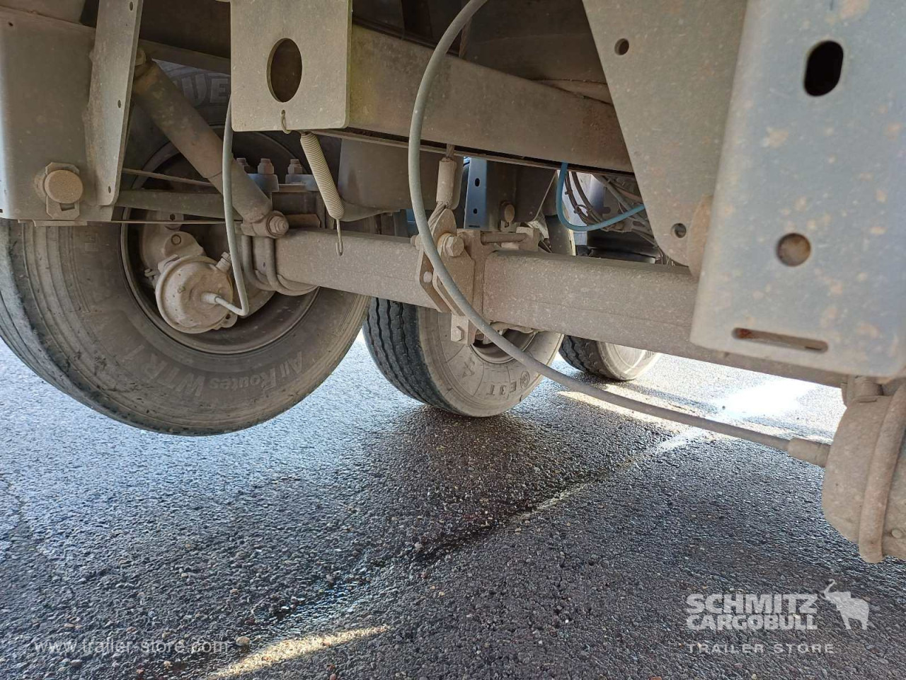 LANGENDORF Auflieger Kipper Stahlrundmulde 24m³ - Semi-remorque benne: photos 4 LANGENDORF Auflieger Kipper Stahlrundmulde 24m³ - Semi-remorque benne: photos 4