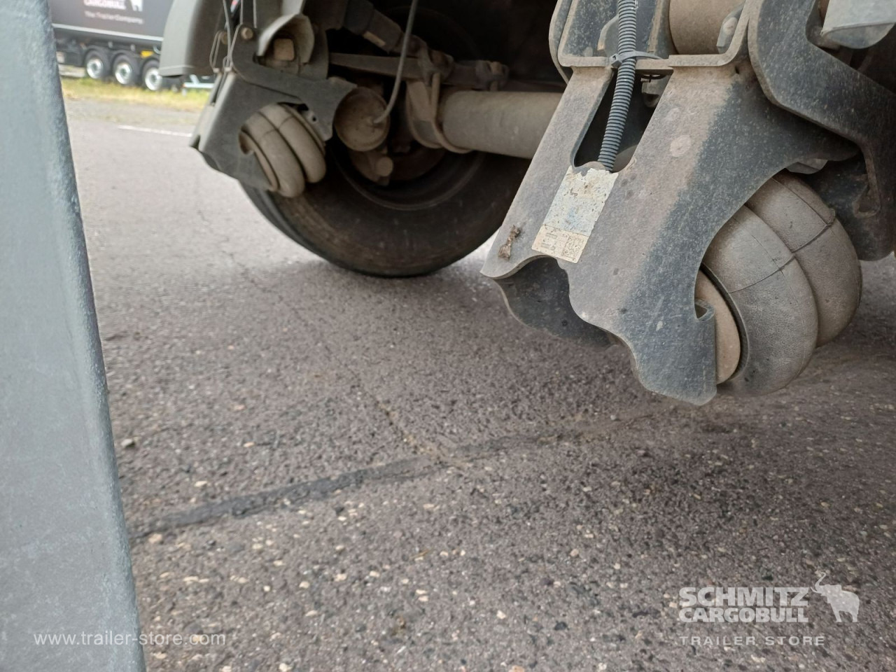 SCHMITZ Auflieger Kipper Stahlrundmulde 24m³ - Semi-remorque benne: photos 3 SCHMITZ Auflieger Kipper Stahlrundmulde 24m³ - Semi-remorque benne: photos 3