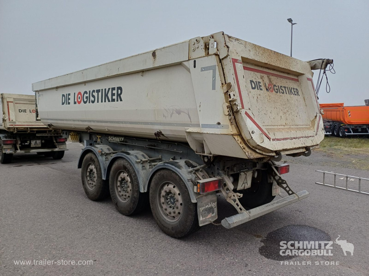 SCHMITZ Auflieger Kipper Stahlrundmulde 24m³ - Semi-remorque benne: photos 4 SCHMITZ Auflieger Kipper Stahlrundmulde 24m³ - Semi-remorque benne: photos 4