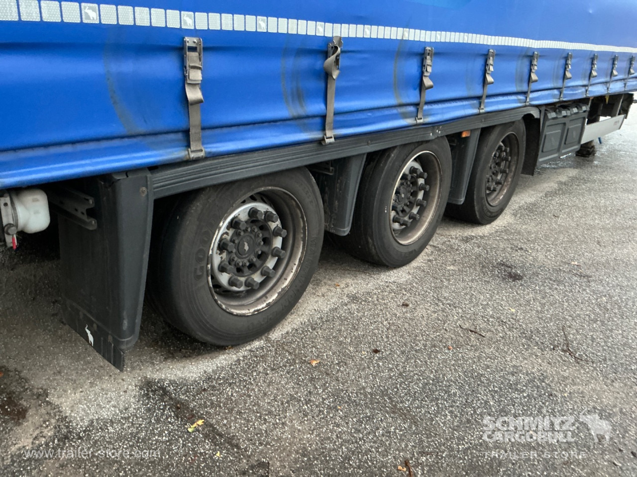 SCHMITZ Curtainsider Mega - Semi-remorque rideaux coulissants: photos 2 SCHMITZ Curtainsider Mega - Semi-remorque rideaux coulissants: photos 2