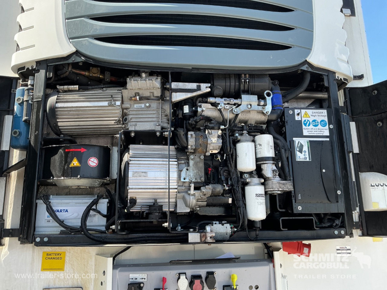 SCHMITZ Reefer Meat hanging system - Semi-remorque isothermique: photos 2 SCHMITZ Reefer Meat hanging system - Semi-remorque isothermique: photos 2