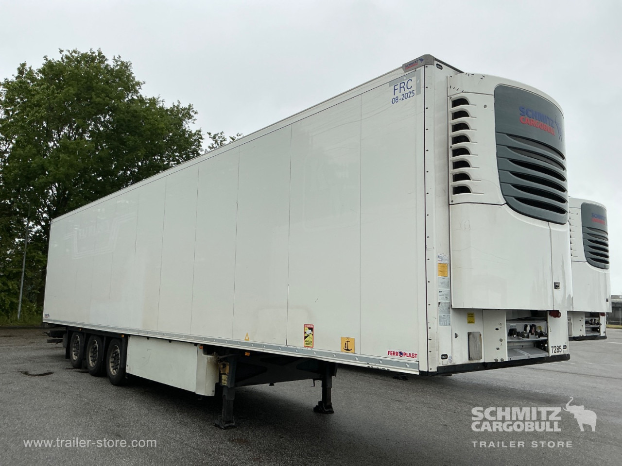 SCHMITZ Reefer Meat hanging system - Semi-remorque isothermique: photos 1 SCHMITZ Reefer Meat hanging system - Semi-remorque isothermique: photos 1