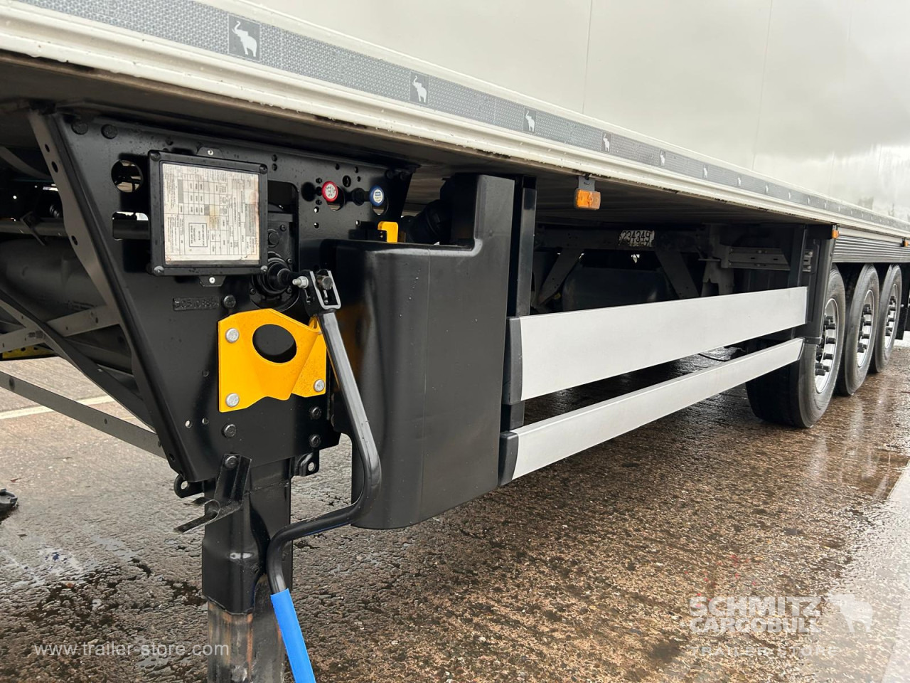 SCHMITZ Reefer Multitemp - Semi-remorque isothermique: photos 2 SCHMITZ Reefer Multitemp - Semi-remorque isothermique: photos 2