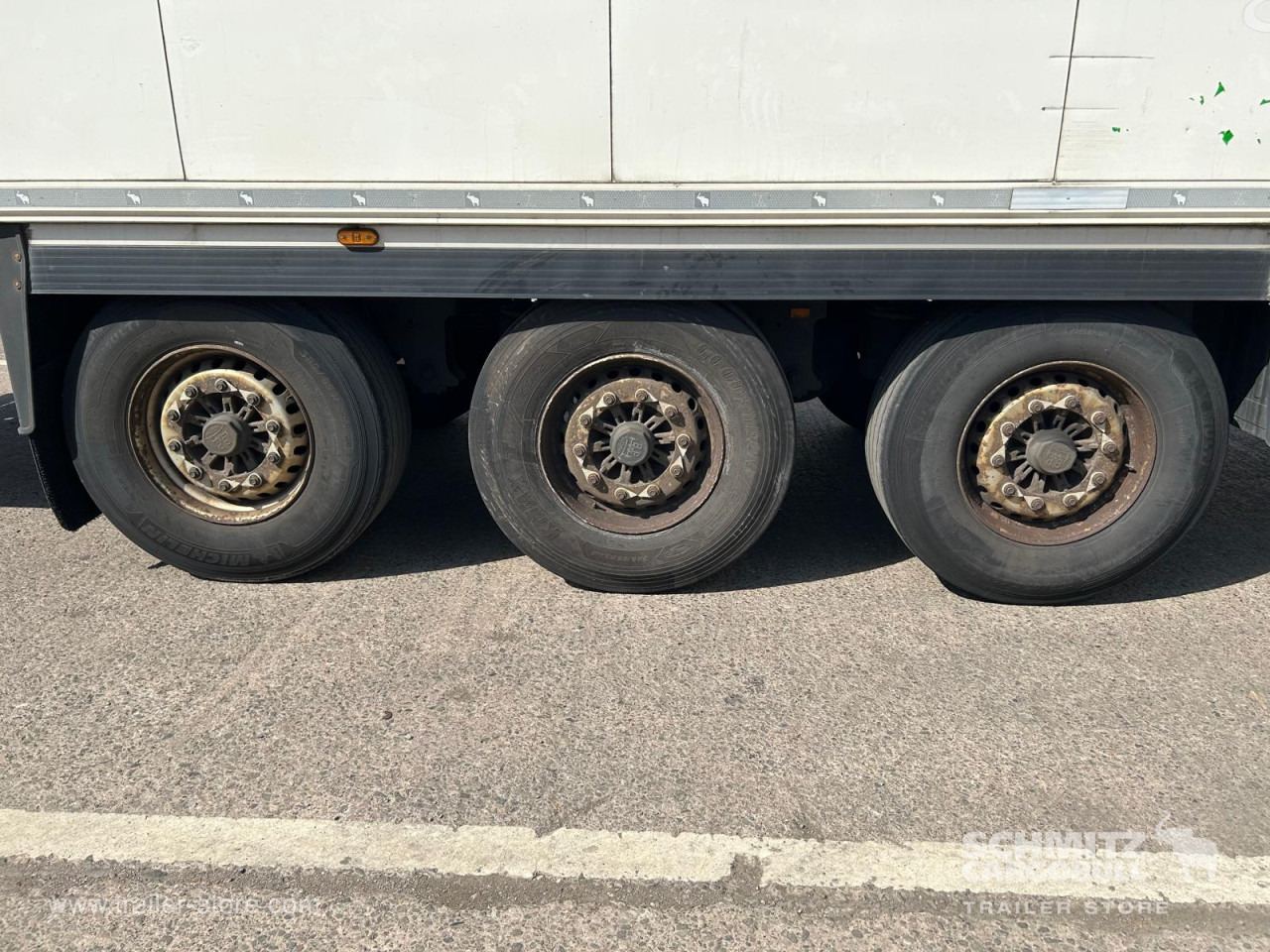 SCHMITZ Reefer Multitemp - Semi-remorque isothermique: photos 5 SCHMITZ Reefer Multitemp - Semi-remorque isothermique: photos 5