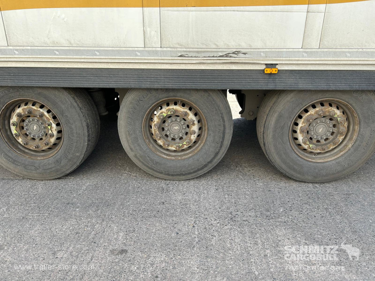 SCHMITZ Reefer Multitemp - Semi-remorque isothermique: photos 4 SCHMITZ Reefer Multitemp - Semi-remorque isothermique: photos 4
