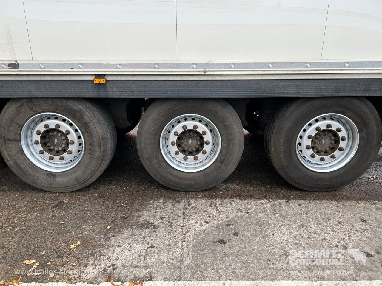 SCHMITZ Reefer Standard - Semi-remorque isothermique: photos 4 SCHMITZ Reefer Standard - Semi-remorque isothermique: photos 4
