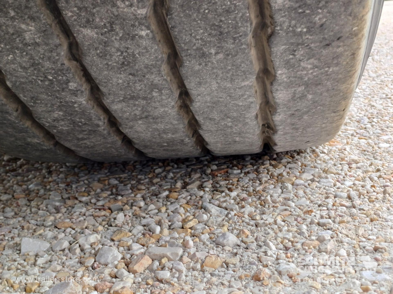 SCHMITZ Reefer Multitemp - Semi-remorque isothermique: photos 5 SCHMITZ Reefer Multitemp - Semi-remorque isothermique: photos 5