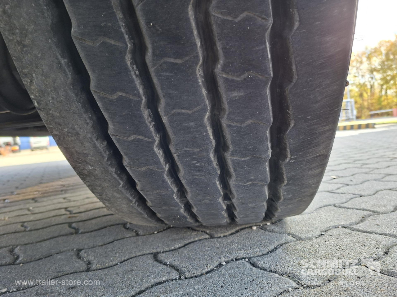 SCHMITZ Reefer Multitemp - Semi-remorque isothermique: photos 4 SCHMITZ Reefer Multitemp - Semi-remorque isothermique: photos 4