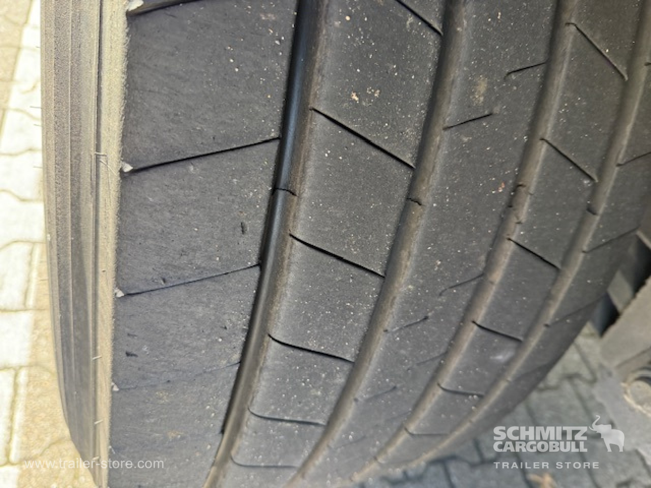 SCHMITZ Oplegger Kasten Standard Taillift - Semi-remorque fourgon: photos 5 SCHMITZ Oplegger Kasten Standard Taillift - Semi-remorque fourgon: photos 5