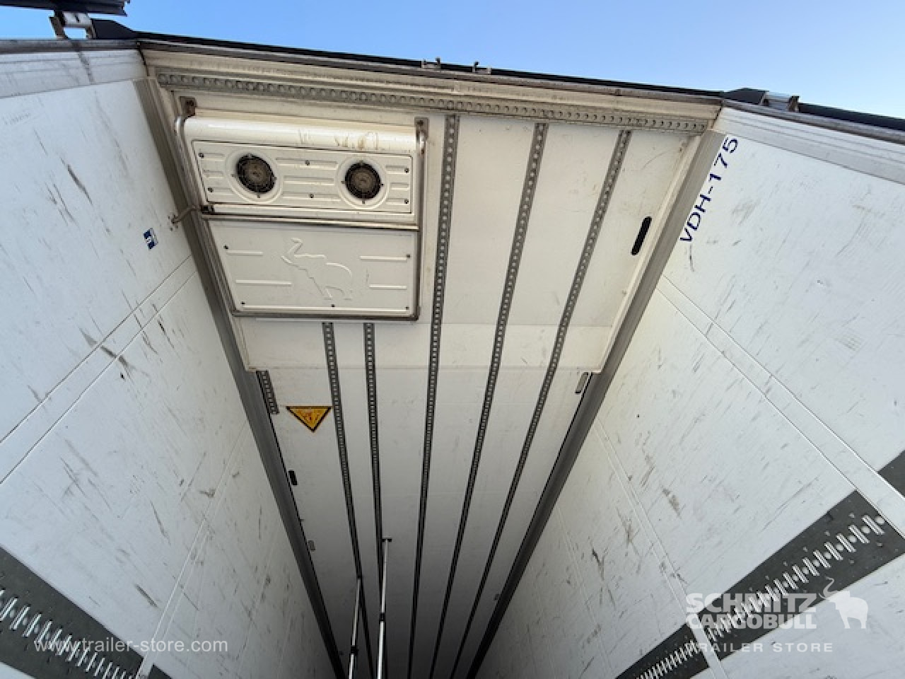 SCHMITZ Oplegger Vries Multitemp Taillift - Semi-remorque isothermique: photos 5 SCHMITZ Oplegger Vries Multitemp Taillift - Semi-remorque isothermique: photos 5