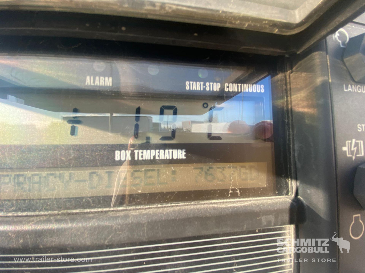 SCHMITZ Reefer Standard Double deck - Semi-remorque isothermique: photos 3 SCHMITZ Reefer Standard Double deck - Semi-remorque isothermique: photos 3