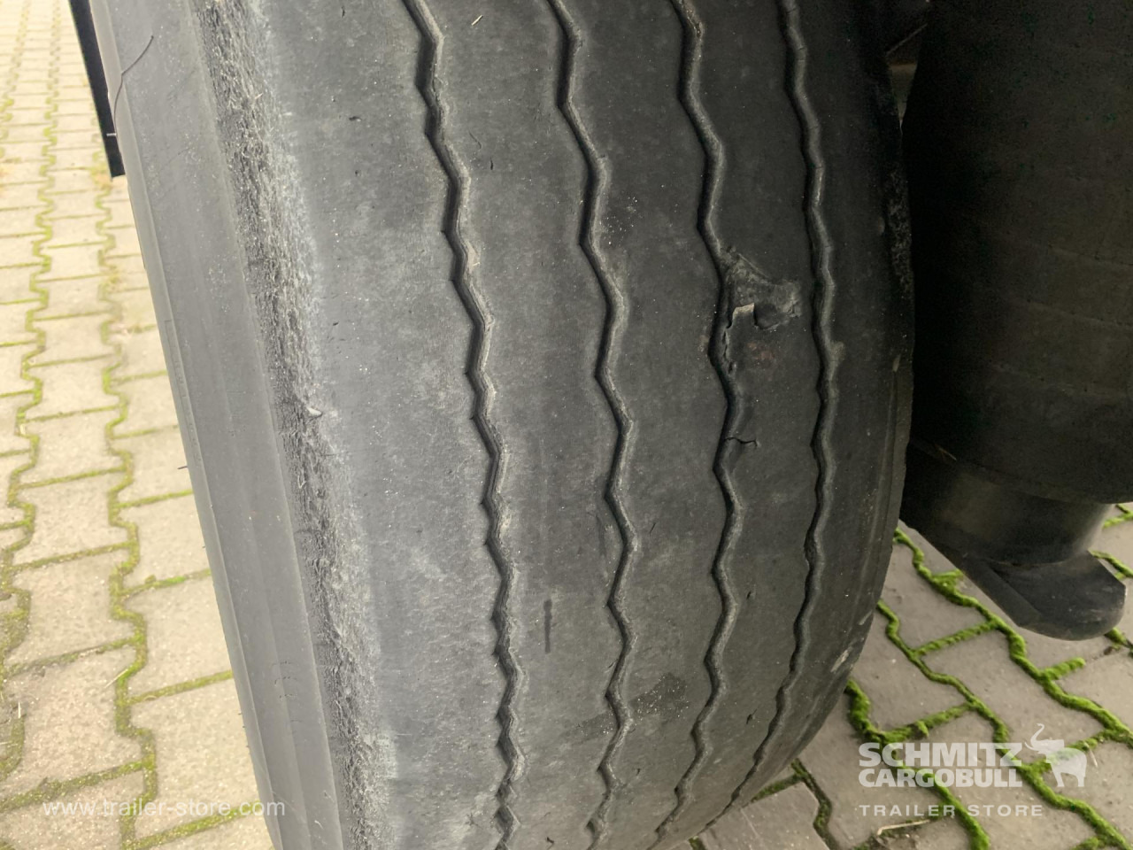 SCHMITZ Reefer Standard - Semi-remorque isothermique: photos 2 SCHMITZ Reefer Standard - Semi-remorque isothermique: photos 2