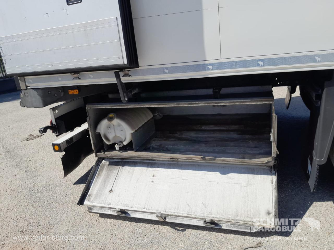 SCHMITZ Reefer Standard Double deck - Semi-remorque isothermique: photos 3 SCHMITZ Reefer Standard Double deck - Semi-remorque isothermique: photos 3
