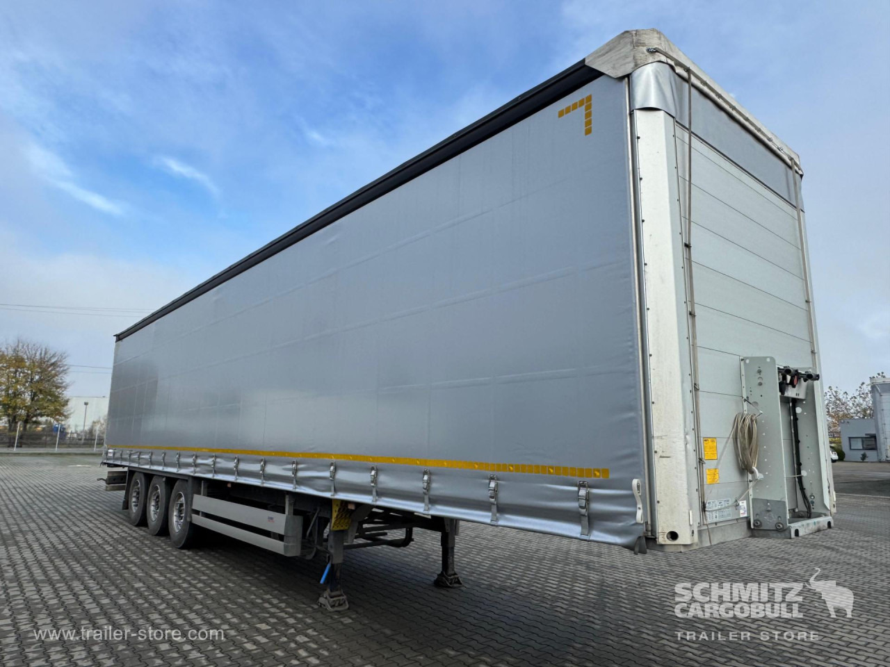 SCHMITZ Curtainsider Standard - Semi-remorque rideaux coulissants: photos 1 SCHMITZ Curtainsider Standard - Semi-remorque rideaux coulissants: photos 1