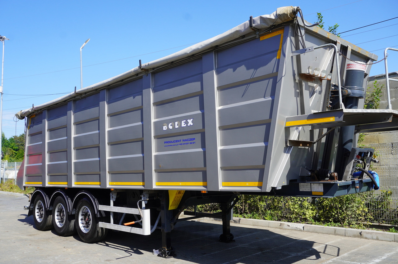 BODEX steel tipper semi-trailer 42 m³ - Semi-remorque benne: photos 3 BODEX steel tipper semi-trailer 42 m³ - Semi-remorque benne: photos 3