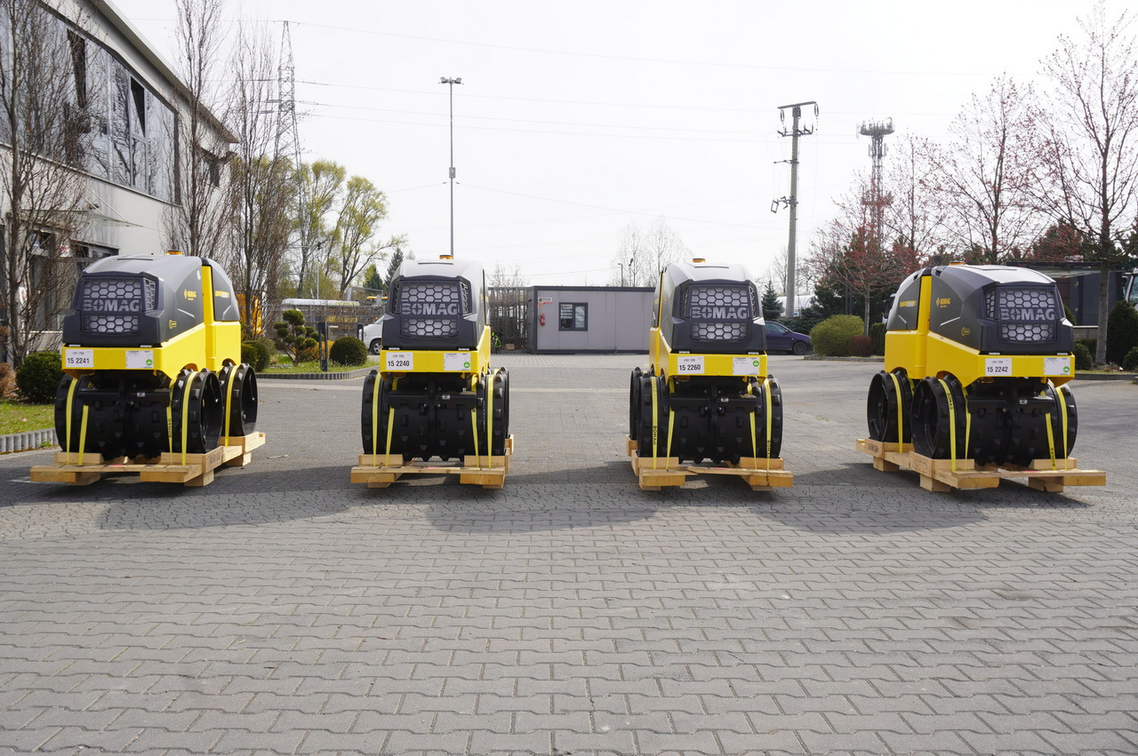 BOMAG BMP 8500 brand-new trench roller / Remote Control / 4 units - Stabilisateur: photos 2 BOMAG BMP 8500 brand-new trench roller / Remote Control / 4 units - Stabilisateur: photos 2