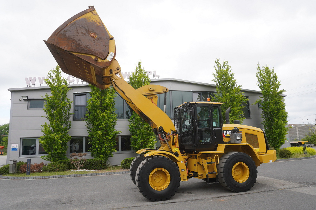 CATERPILLAR 930M Wheel Loader / 2020 / 8000 MTH / Joystick / Long reach - Chargeuse sur pneus: photos 4 CATERPILLAR 930M Wheel Loader / 2020 / 8000 MTH / Joystick / Long reach - Chargeuse sur pneus: photos 4